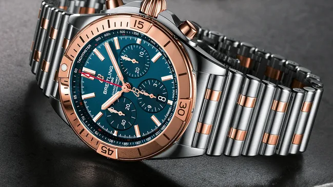 Breitling Chronomat B01-42 - reclining
