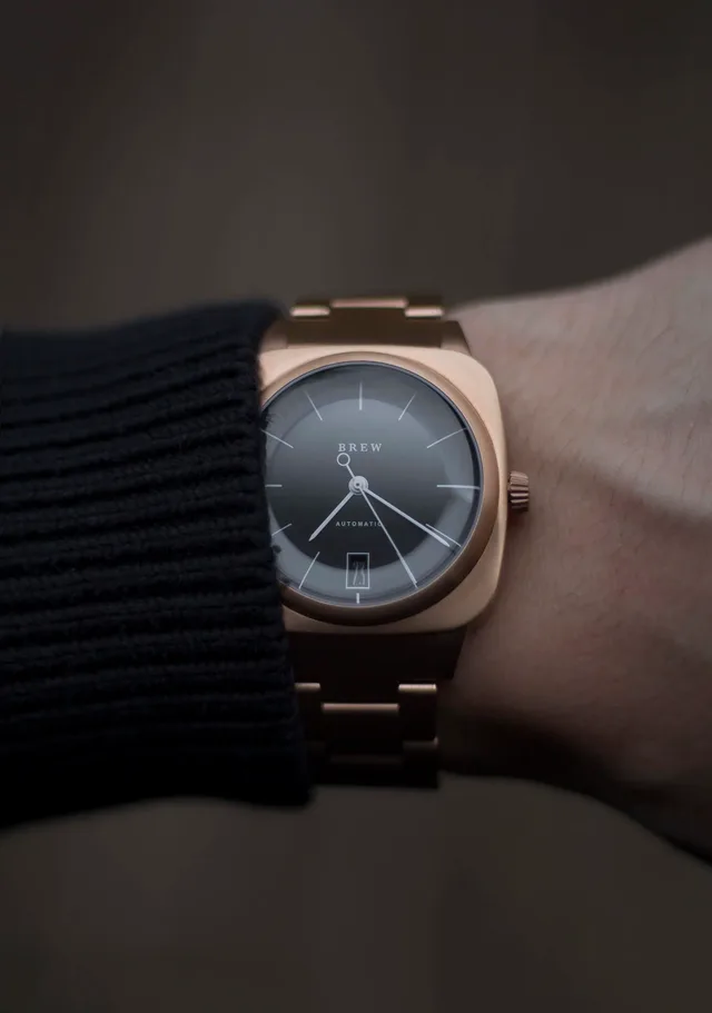 RG+Wrist+shot+Website+000