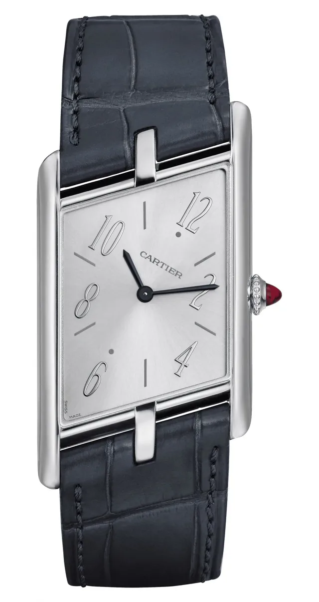 cartier-tank-asymetrique-1