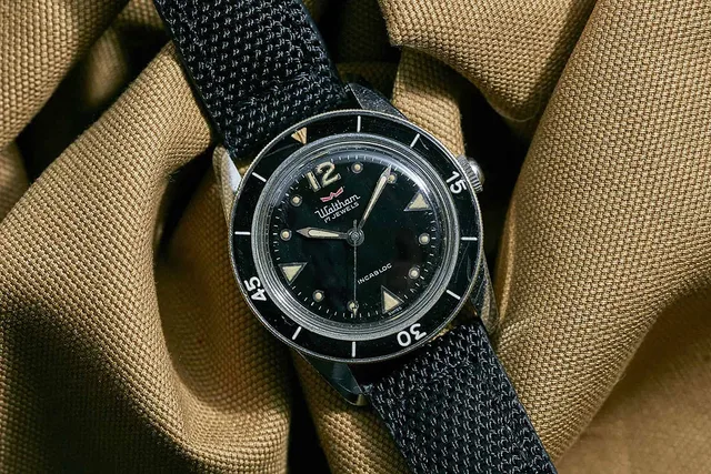 Waltham_bathyscaphe_divewatch_vintage_1000