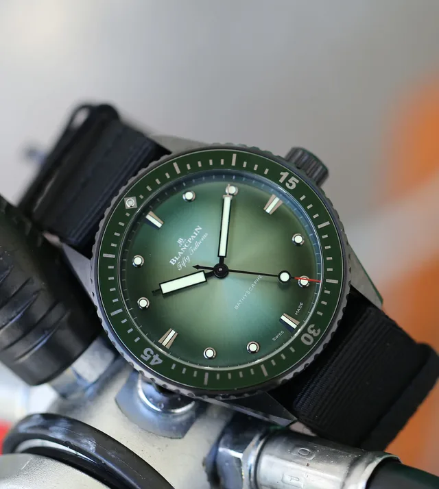 Blancpain_Fifty_Fathoms_Bathyscaphe_Mokarran_Limited_Edition_Featured