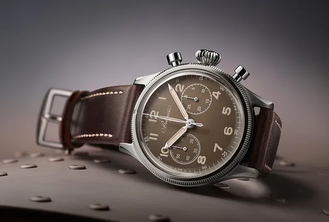 Breguet-Type-20-Only-Watch-2019_reclining_1000