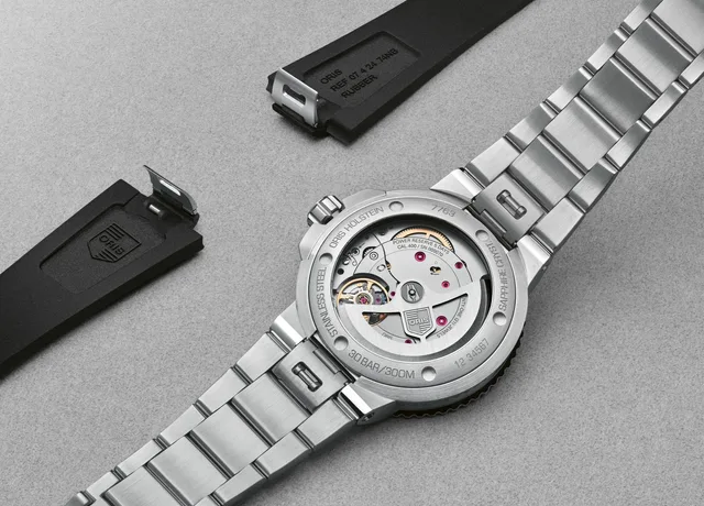 01 400 7763 4135-07 8 24 09PEB - Oris Aquis Date Calibre 400