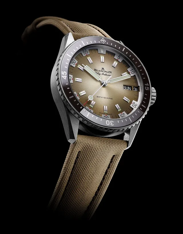 Blancpain_FF_Bathyscaphe_DD_Desert_front_1000