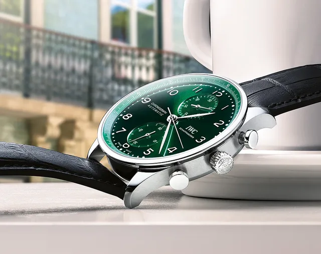 IWC_Portugieser_Chronograph_side_1000