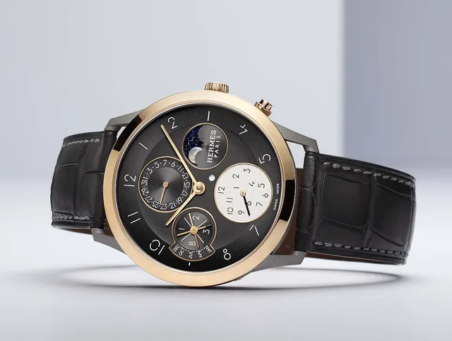 Hermes_Slim-d-Hermes-QP-RG_reclining_1000
