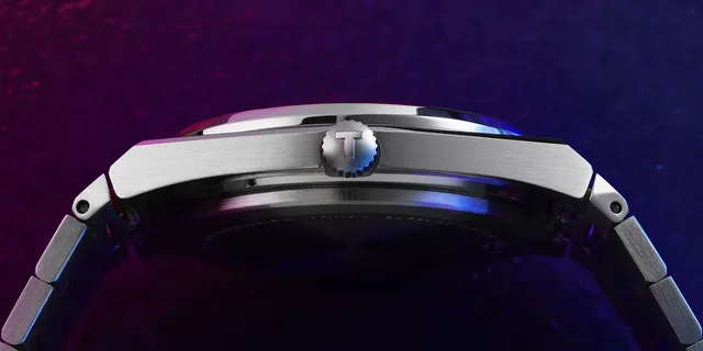 PRX_Silver_T137_410_AMB_R_1