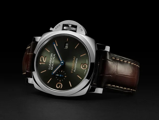 Panerai_Platinumtech_Luminor_Marina_PAM1116_reclining_1000