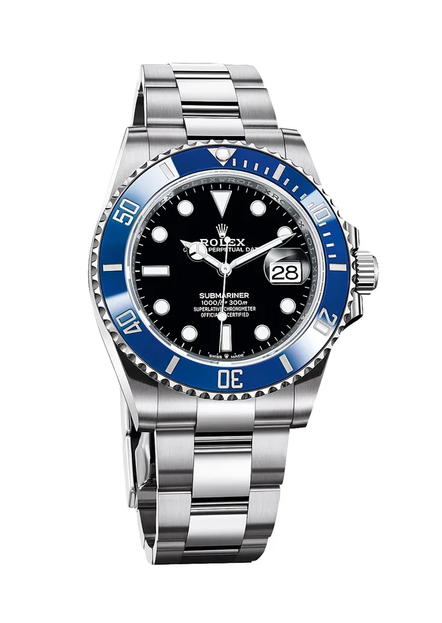 Rolex_Submariner_Date_front_1000