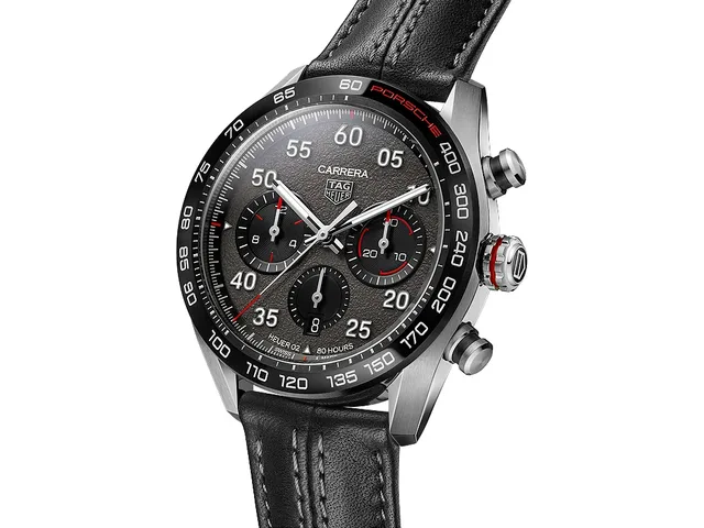TAG_Heuer_Carrera_Chronograph_Porsche_front_1000