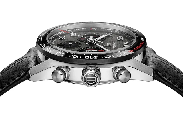 TAG_Heuer_Carrera_Porsche_Chronograph_side_1000