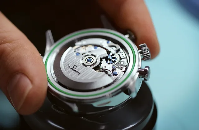 Sinn_910_Anniversary_SS_Chronograph_caliber_1000