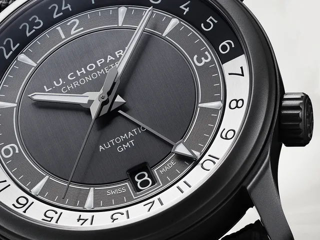 Chopard_LUC-GMT-One-Black_dialCU_1000