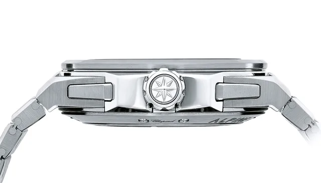 Chopard_Alpine-Eagle-XL-Chrono_side_1000