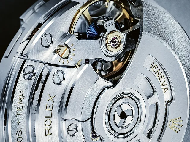 Rare Oyster: Testing the Rolex Oyster Perpetual Submariner Date LV
