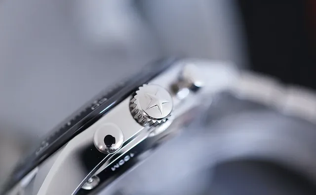 Zenith_Chronomaster_Sport_side_crown_1000