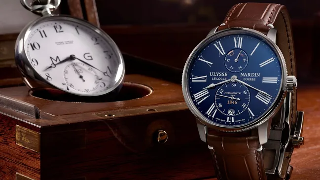Marine-Torpilleur-Enamel-Blue-with-Marine-Deck-Chronometer-from-1930-1