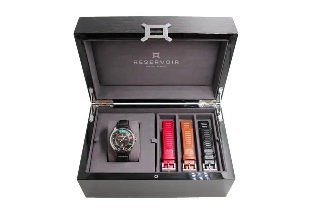 2107_RESERVOIR_KANISTER_ECRIN_3bracelets