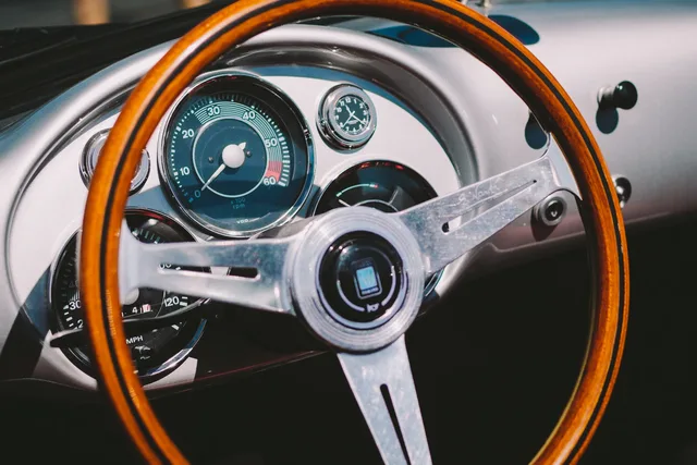 356-speedster-photo-Garret-Voight-Visualhunt