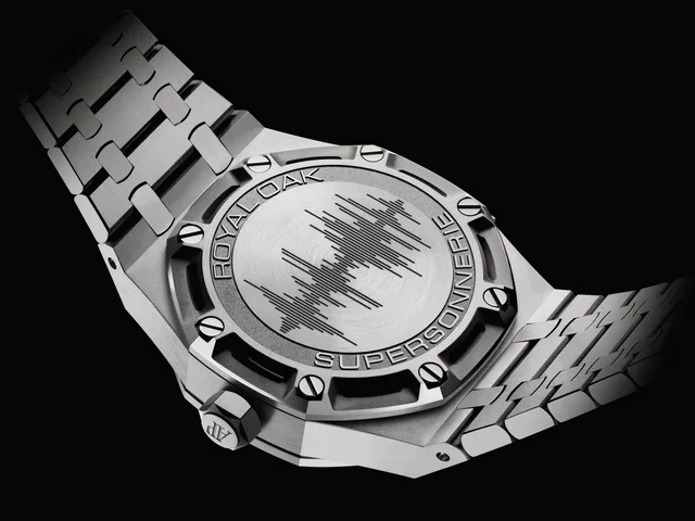 RO26591TI-OO-1252TI-03backcaseGP06JPEG-2-jpeg