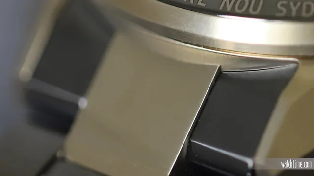 Citizen_Super_Titanium_Hakuto_R_CC4016-75E_Case_ZRH_2021