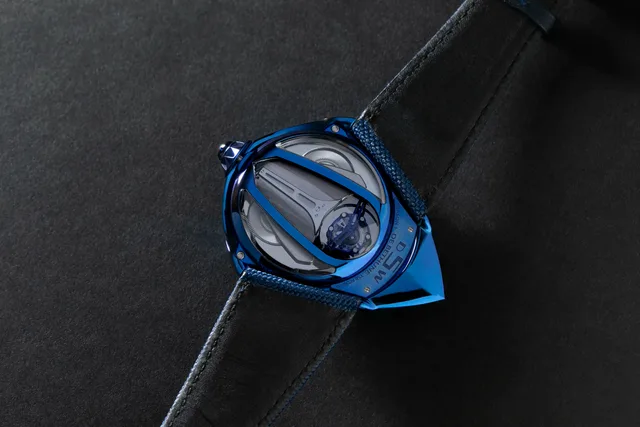DeBethune_DreamWatch5Tourbillon_Season1_SwizzBeatz_Caseback