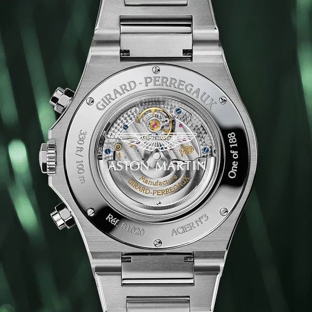 Girard-Perregaux_Laureato_Chronograph_AstonMartin_back_1000