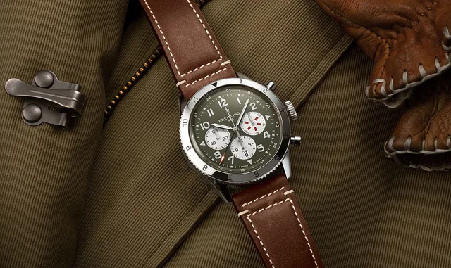 Breitling-Super-AVI-Curtiss-Warhawk_flat_1000