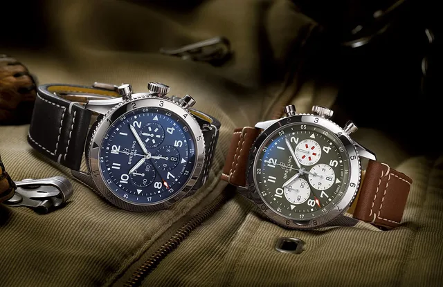 Breitling-Super-AVI-Tribute-to-Vought-F4U-Corsair-and-Breitling-Super-AVI-Curtiss-Warhawk_1000