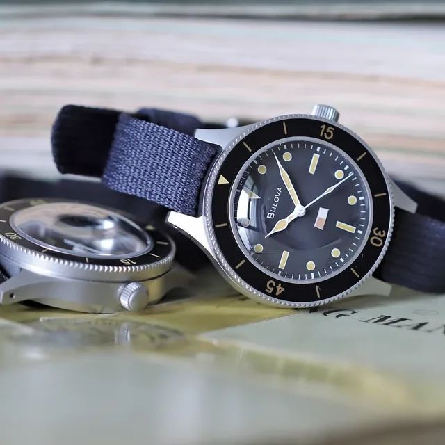 Bulova_MilShips-reclining_FI