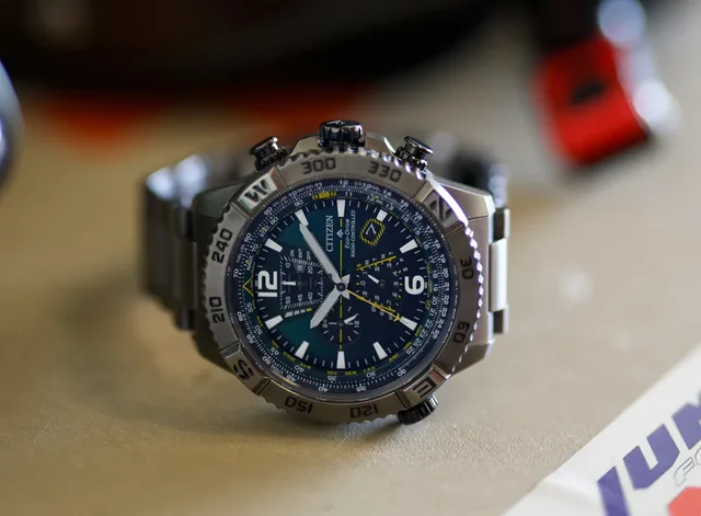 Citizen-Promaster_Navihawk_reclining_1000