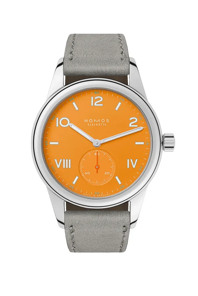 Nomos_Club_Campus_future_orange_1000
