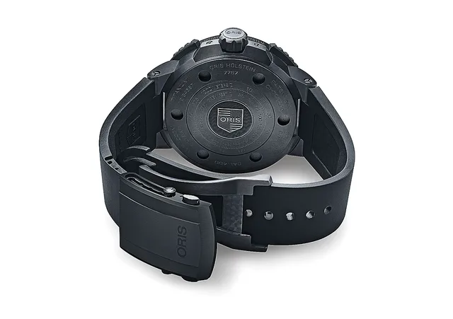 Oris_AquisPro_Date_Calibre400_back_1000