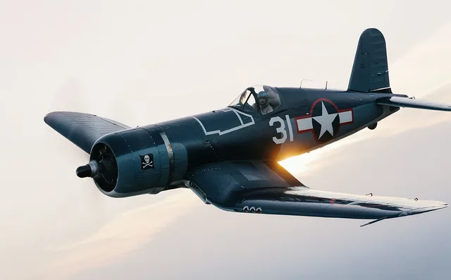 Vought-F4U-Corsair_1000