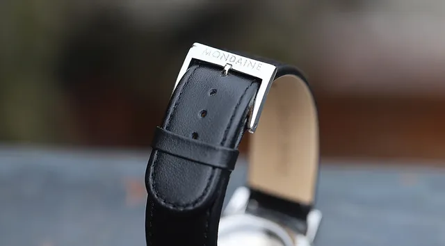 Mondaine_evo2_Automatic_Buckle_1000
