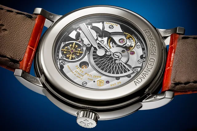 Patek_Philippe_Ref_5750P_back_1000
