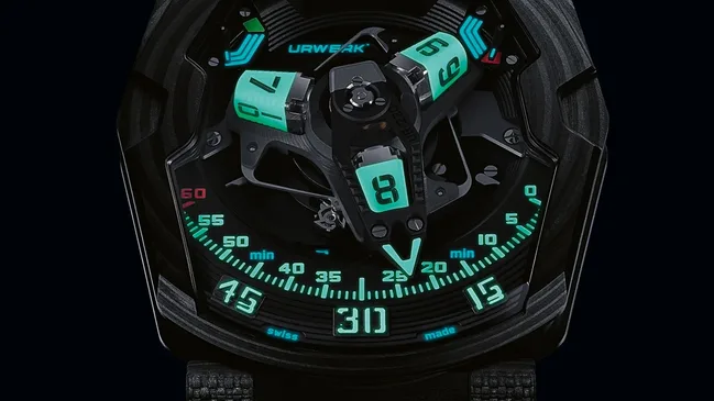 Urwerk_UR-220_FI