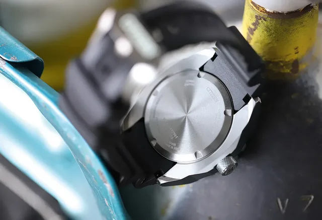 Citizen_Promaster_Diver_200M_back_1000