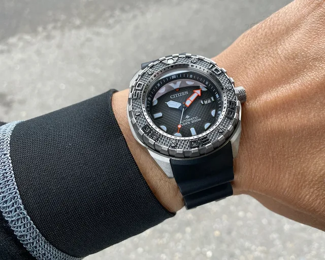 Citizen_Promaster_Diver_200M_wrist_1000