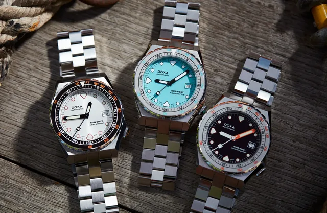DOXA-Sub600T-on-bracelet-group-4996