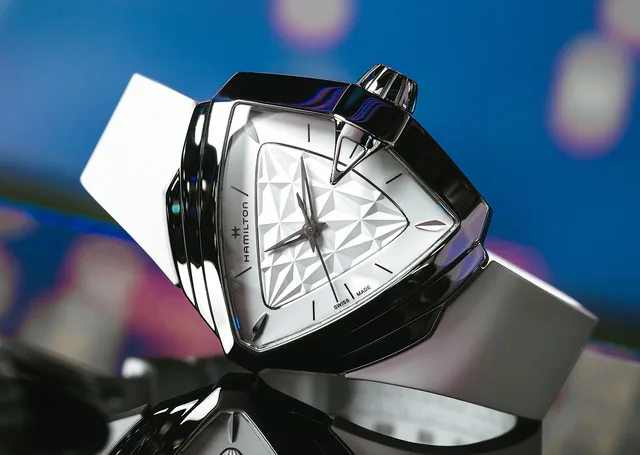 Hamilton Ventura S Quartz
