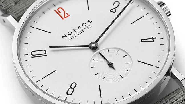 NOMOS Tangente 38-50-ans-MSF