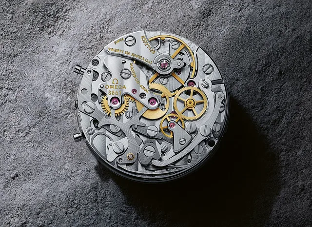 Omega_Speedmaster_Moonwatch_Caibre_3861_1000