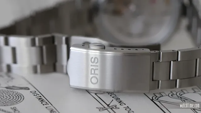 Oris_Divers_Sixty_Five_Chronos_Edition_Clasp_2022