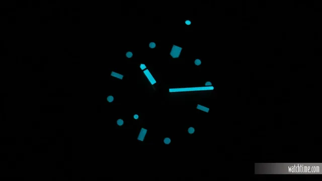 Oris_Divers_Sixty_Five_Chronos_Edition_Lume_2022