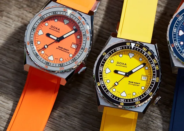 Square-DOXA-Sub600T-on-strap-group-4994