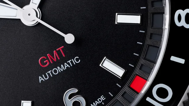 Montblanc-1858-GMT-Automatic-Date-12