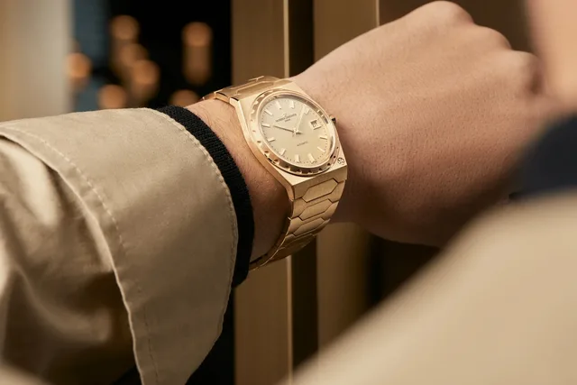 Vacheron Constantin 222 modern wrist
