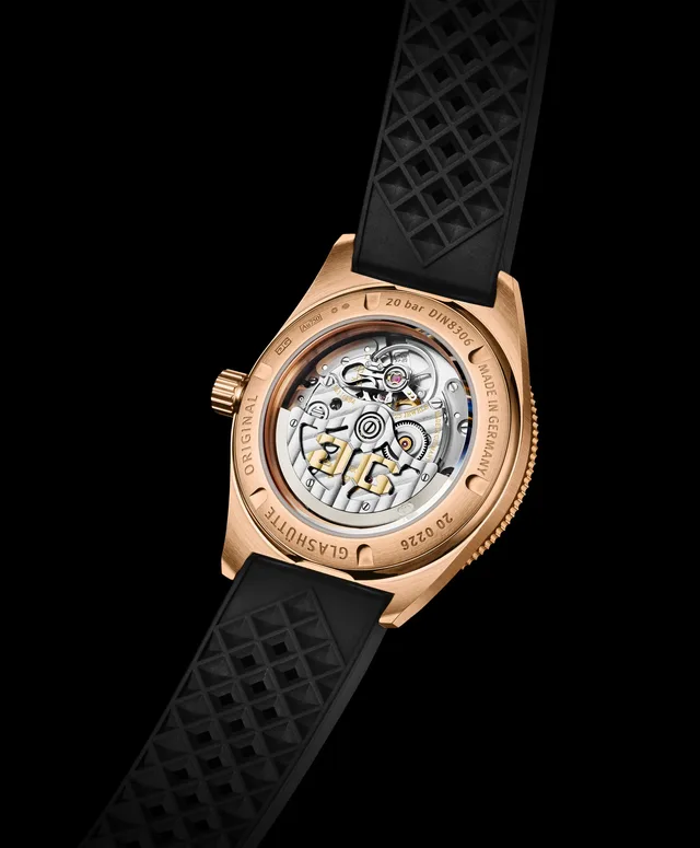Glashutte-Original_1-39-11-17-91-33_SeaQ-RG_Movement_sRGB
