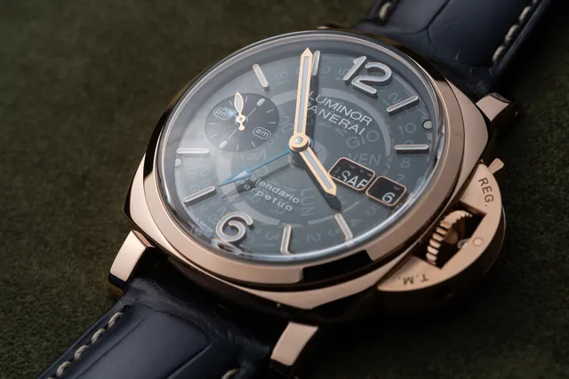 Panerai-Luminor-Goldtech-Calendario-Perpetuo-dial